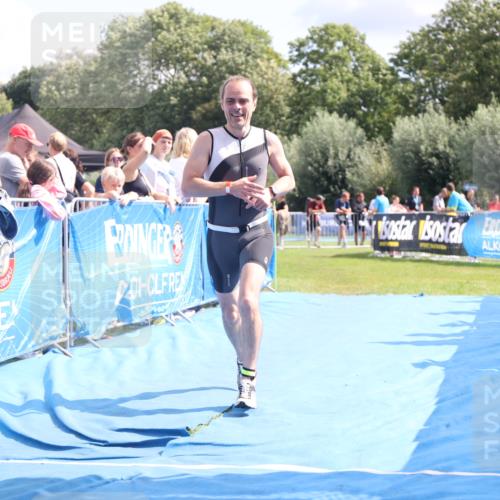 25.08.2024 - Elbe Triathlon Hamburg H.Heesch http://msf.ph/oto/6875751 25.08.2024 12:05:32 Ziel 1603, 1719 meine-sportfotos.de