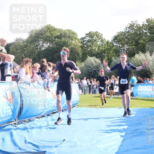 25.08.2024 - Elbe Triathlon Hamburg H.Heesch http://msf.ph/oto/6875754 25.08.2024 11:16:24 Ziel 607, 611, 693 meine-sportfotos.de