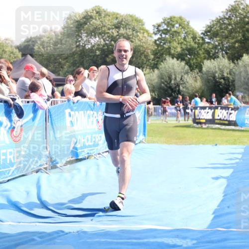 25.08.2024 - Elbe Triathlon Hamburg H.Heesch http://msf.ph/oto/6875756 25.08.2024 12:05:32 Ziel 1603, 1719 meine-sportfotos.de