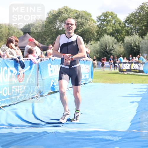 25.08.2024 - Elbe Triathlon Hamburg H.Heesch http://msf.ph/oto/6875767 25.08.2024 12:05:32 Ziel 1603, 1719 meine-sportfotos.de