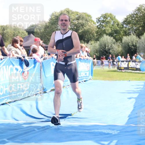25.08.2024 - Elbe Triathlon Hamburg H.Heesch http://msf.ph/oto/6875772 25.08.2024 12:05:32 Ziel 1603, 1719 meine-sportfotos.de