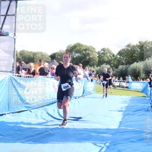 25.08.2024 - Elbe Triathlon Hamburg H.Heesch http://msf.ph/oto/6875773 25.08.2024 11:41:41 Ziel 430, 489, 577 meine-sportfotos.de