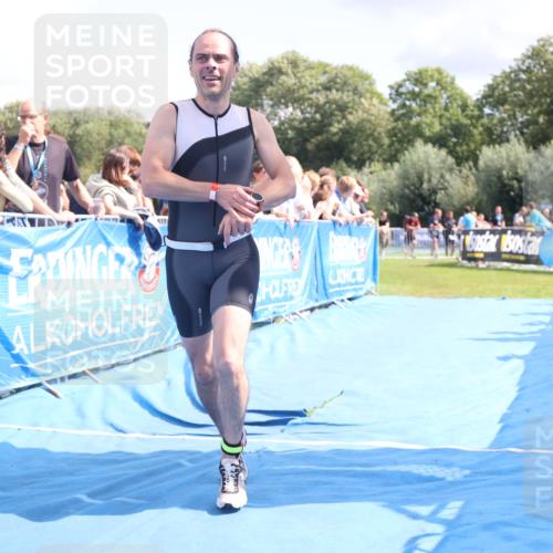 25.08.2024 - Elbe Triathlon Hamburg H.Heesch http://msf.ph/oto/6875787 25.08.2024 12:05:32 Ziel 1603, 1719 meine-sportfotos.de