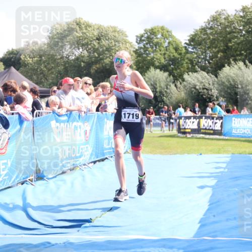 25.08.2024 - Elbe Triathlon Hamburg H.Heesch http://msf.ph/oto/6875798 25.08.2024 12:05:38 Ziel 1603, 1719 meine-sportfotos.de