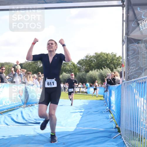 25.08.2024 - Elbe Triathlon Hamburg H.Heesch http://msf.ph/oto/6875803 25.08.2024 11:16:26 Ziel 607, 611, 693 meine-sportfotos.de