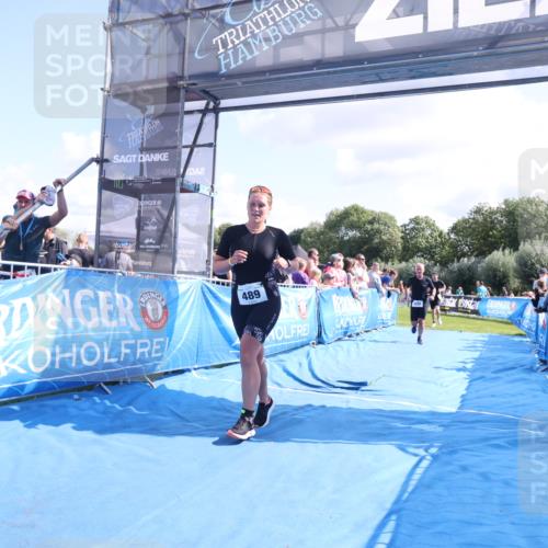 25.08.2024 - Elbe Triathlon Hamburg H.Heesch http://msf.ph/oto/6875806 25.08.2024 11:41:41 Ziel 430, 489, 577 meine-sportfotos.de