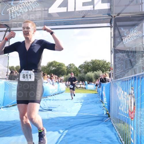 25.08.2024 - Elbe Triathlon Hamburg H.Heesch http://msf.ph/oto/6875821 25.08.2024 11:16:26 Ziel 607, 611, 693 meine-sportfotos.de