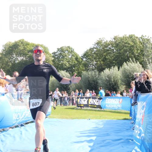 25.08.2024 - Elbe Triathlon Hamburg H.Heesch http://msf.ph/oto/6875830 25.08.2024 11:16:27 Ziel 607, 611, 693 meine-sportfotos.de