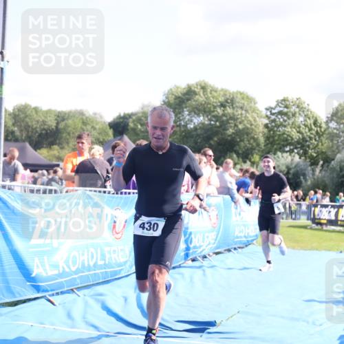 25.08.2024 - Elbe Triathlon Hamburg H.Heesch http://msf.ph/oto/6875845 25.08.2024 11:41:43 Ziel 430, 489, 577 meine-sportfotos.de