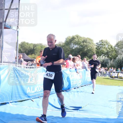 25.08.2024 - Elbe Triathlon Hamburg H.Heesch http://msf.ph/oto/6875860 25.08.2024 11:41:44 Ziel 430, 489, 577 meine-sportfotos.de