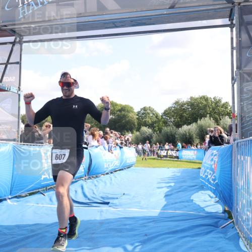 25.08.2024 - Elbe Triathlon Hamburg H.Heesch http://msf.ph/oto/6875865 25.08.2024 11:16:28 Ziel 607, 611, 693 meine-sportfotos.de