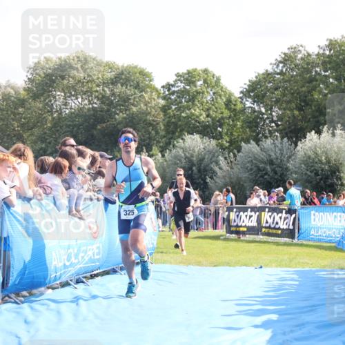 25.08.2024 - Elbe Triathlon Hamburg H.Heesch http://msf.ph/oto/6875868 25.08.2024 11:16:42 Ziel 325, 364, 387, 622, 632, 751 meine-sportfotos.de