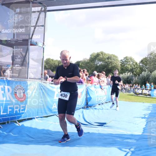 25.08.2024 - Elbe Triathlon Hamburg H.Heesch http://msf.ph/oto/6875870 25.08.2024 11:41:44 Ziel 430, 489, 577 meine-sportfotos.de
