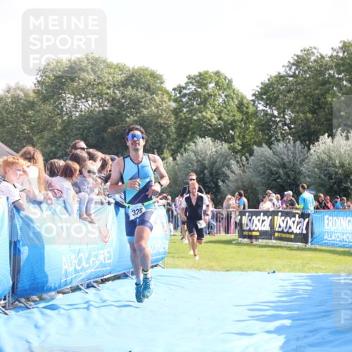 25.08.2024 - Elbe Triathlon Hamburg H.Heesch http://msf.ph/oto/6875871 25.08.2024 11:16:42 Ziel 325, 364, 387, 622, 632, 751 meine-sportfotos.de