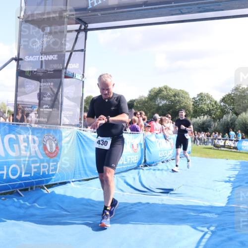 25.08.2024 - Elbe Triathlon Hamburg H.Heesch http://msf.ph/oto/6875876 25.08.2024 11:41:44 Ziel 430, 489, 577 meine-sportfotos.de