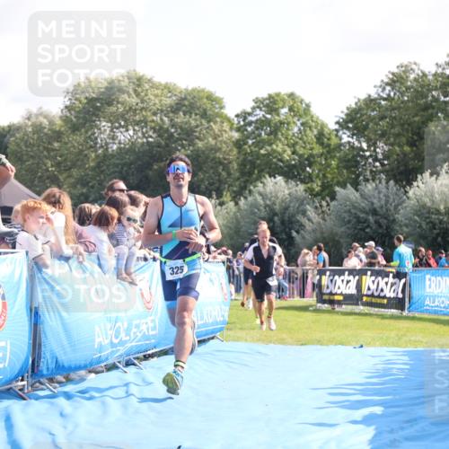 25.08.2024 - Elbe Triathlon Hamburg H.Heesch http://msf.ph/oto/6875877 25.08.2024 11:16:42 Ziel 325, 364, 387, 622, 632, 751 meine-sportfotos.de