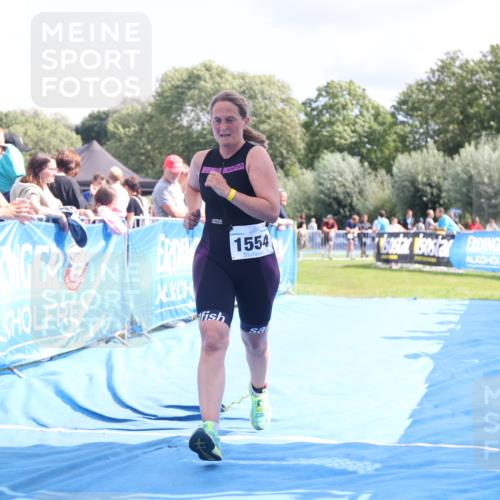 25.08.2024 - Elbe Triathlon Hamburg H.Heesch http://msf.ph/oto/6875881 25.08.2024 12:05:52 Ziel 1554 meine-sportfotos.de