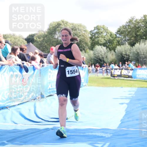 25.08.2024 - Elbe Triathlon Hamburg H.Heesch http://msf.ph/oto/6875885 25.08.2024 12:05:52 Ziel 1554 meine-sportfotos.de