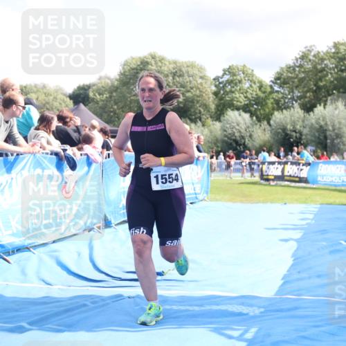 25.08.2024 - Elbe Triathlon Hamburg H.Heesch http://msf.ph/oto/6875888 25.08.2024 12:05:52 Ziel 1554 meine-sportfotos.de