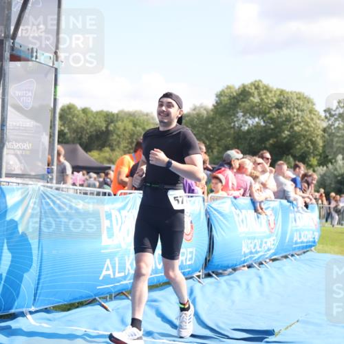 25.08.2024 - Elbe Triathlon Hamburg H.Heesch http://msf.ph/oto/6875901 25.08.2024 11:41:46 Ziel 430, 489, 577 meine-sportfotos.de