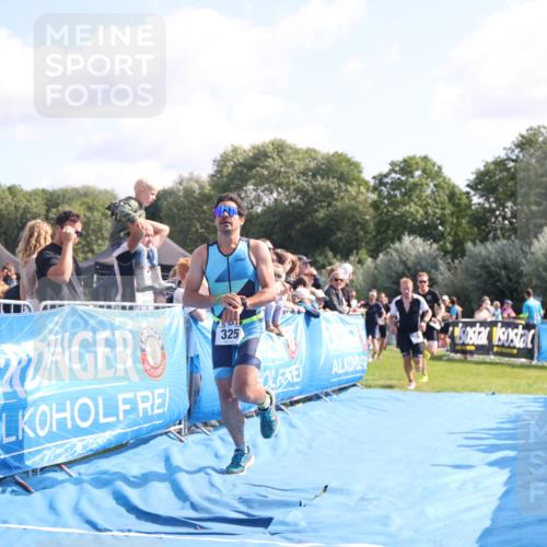 25.08.2024 - Elbe Triathlon Hamburg H.Heesch http://msf.ph/oto/6875912 25.08.2024 11:16:43 Ziel 325, 364, 387, 622, 632, 751 meine-sportfotos.de
