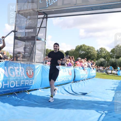 25.08.2024 - Elbe Triathlon Hamburg H.Heesch http://msf.ph/oto/6875925 25.08.2024 11:41:46 Ziel 430, 489, 577 meine-sportfotos.de
