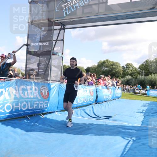 25.08.2024 - Elbe Triathlon Hamburg H.Heesch http://msf.ph/oto/6875928 25.08.2024 11:41:46 Ziel 430, 489, 577 meine-sportfotos.de