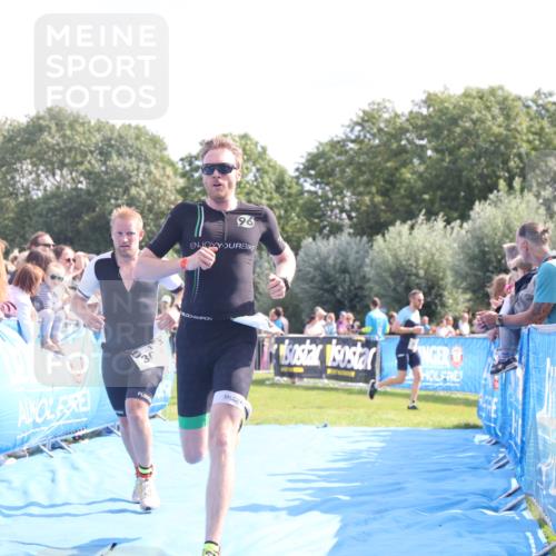25.08.2024 - Elbe Triathlon Hamburg H.Heesch http://msf.ph/oto/6875941 25.08.2024 11:16:45 Ziel 325, 364, 387, 622, 632, 751 meine-sportfotos.de