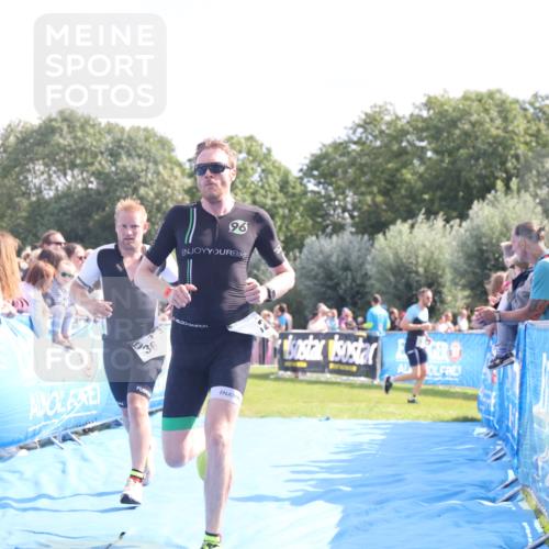25.08.2024 - Elbe Triathlon Hamburg H.Heesch http://msf.ph/oto/6875944 25.08.2024 11:16:45 Ziel 325, 364, 387, 622, 632, 751 meine-sportfotos.de