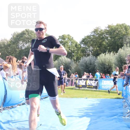 25.08.2024 - Elbe Triathlon Hamburg H.Heesch http://msf.ph/oto/6875955 25.08.2024 11:16:45 Ziel 325, 364, 387, 622, 632, 751 meine-sportfotos.de