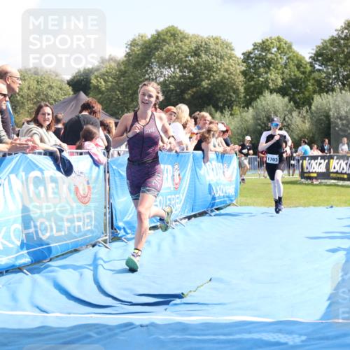25.08.2024 - Elbe Triathlon Hamburg H.Heesch http://msf.ph/oto/6875967 25.08.2024 12:06:09 Ziel 1613, 1703 meine-sportfotos.de