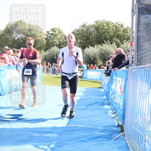 25.08.2024 - Elbe Triathlon Hamburg H.Heesch http://msf.ph/oto/6875970 25.08.2024 11:42:03 Ziel 354, 445 meine-sportfotos.de