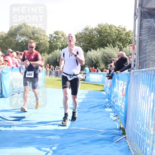 25.08.2024 - Elbe Triathlon Hamburg H.Heesch http://msf.ph/oto/6875973 25.08.2024 11:42:03 Ziel 354, 445 meine-sportfotos.de