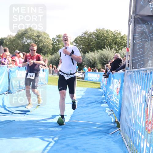25.08.2024 - Elbe Triathlon Hamburg H.Heesch http://msf.ph/oto/6875980 25.08.2024 11:42:03 Ziel 354, 445 meine-sportfotos.de