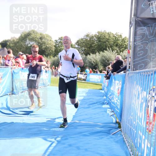 25.08.2024 - Elbe Triathlon Hamburg H.Heesch http://msf.ph/oto/6875983 25.08.2024 11:42:03 Ziel 354, 445 meine-sportfotos.de