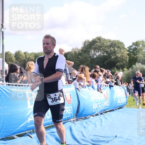 25.08.2024 - Elbe Triathlon Hamburg H.Heesch http://msf.ph/oto/6875991 25.08.2024 11:16:46 Ziel 325, 364, 387, 528, 622, 632, 751 meine-sportfotos.de