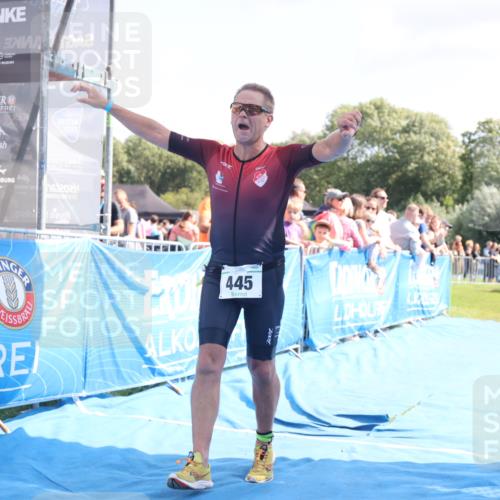25.08.2024 - Elbe Triathlon Hamburg H.Heesch http://msf.ph/oto/6876003 25.08.2024 11:42:05 Ziel 354, 445, 1454 meine-sportfotos.de