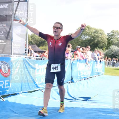 25.08.2024 - Elbe Triathlon Hamburg H.Heesch http://msf.ph/oto/6876005 25.08.2024 11:42:05 Ziel 354, 445, 1454 meine-sportfotos.de