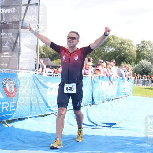 25.08.2024 - Elbe Triathlon Hamburg H.Heesch http://msf.ph/oto/6876008 25.08.2024 11:42:05 Ziel 354, 445, 1454 meine-sportfotos.de