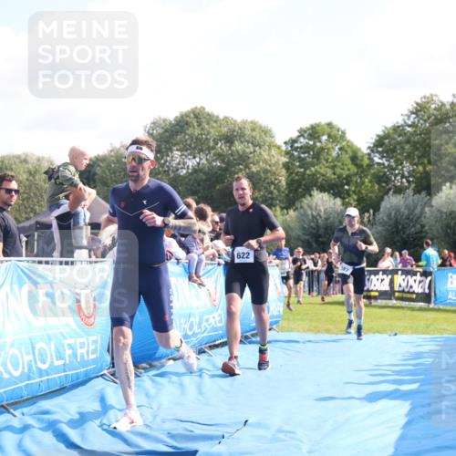 25.08.2024 - Elbe Triathlon Hamburg H.Heesch http://msf.ph/oto/6876010 25.08.2024 11:16:48 Ziel 325, 364, 387, 528, 622, 632, 751 meine-sportfotos.de