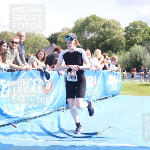 25.08.2024 - Elbe Triathlon Hamburg H.Heesch http://msf.ph/oto/6876035 25.08.2024 12:06:11 Ziel 1613, 1703 meine-sportfotos.de