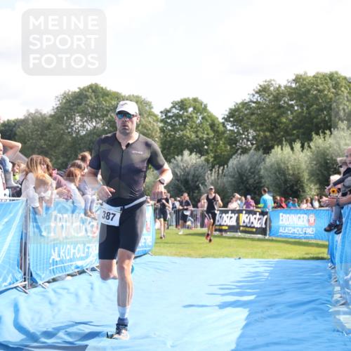 25.08.2024 - Elbe Triathlon Hamburg H.Heesch http://msf.ph/oto/6876069 25.08.2024 11:16:50 Ziel 223, 325, 364, 387, 528, 622, 632, 751 meine-sportfotos.de