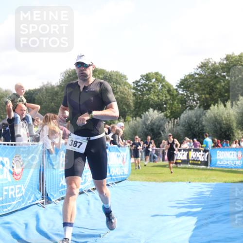 25.08.2024 - Elbe Triathlon Hamburg H.Heesch http://msf.ph/oto/6876083 25.08.2024 11:16:51 Ziel 144, 223, 364, 387, 528, 622, 632, 751 meine-sportfotos.de