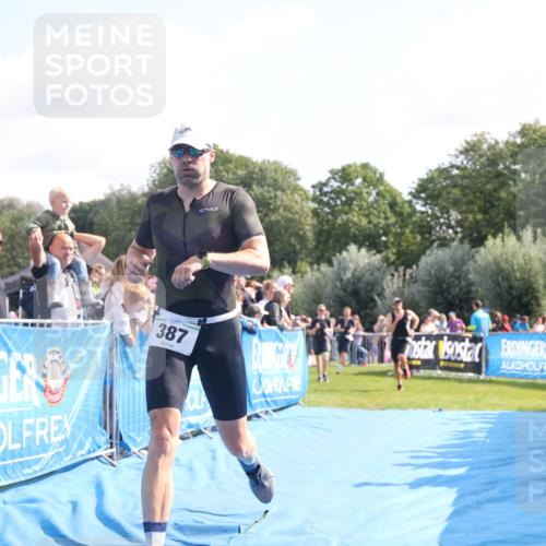 25.08.2024 - Elbe Triathlon Hamburg H.Heesch http://msf.ph/oto/6876087 25.08.2024 11:16:51 Ziel 144, 223, 364, 387, 528, 622, 632, 751 meine-sportfotos.de