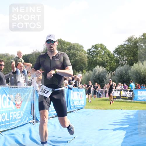 25.08.2024 - Elbe Triathlon Hamburg H.Heesch http://msf.ph/oto/6876091 25.08.2024 11:16:51 Ziel 144, 223, 364, 387, 528, 622, 632, 751 meine-sportfotos.de