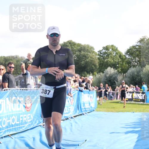 25.08.2024 - Elbe Triathlon Hamburg H.Heesch http://msf.ph/oto/6876100 25.08.2024 11:16:51 Ziel 144, 223, 364, 387, 528, 622, 632, 751 meine-sportfotos.de