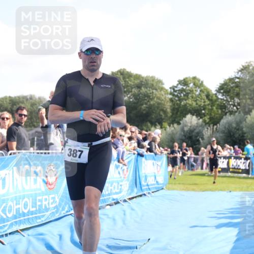 25.08.2024 - Elbe Triathlon Hamburg H.Heesch http://msf.ph/oto/6876103 25.08.2024 11:16:51 Ziel 144, 223, 364, 387, 528, 622, 632, 751 meine-sportfotos.de