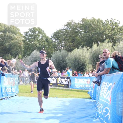 25.08.2024 - Elbe Triathlon Hamburg H.Heesch http://msf.ph/oto/6876120 25.08.2024 11:16:54 Ziel 144, 223, 387, 528, 622, 751 meine-sportfotos.de