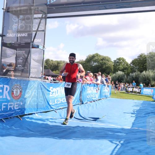 25.08.2024 - Elbe Triathlon Hamburg H.Heesch http://msf.ph/oto/6876122 25.08.2024 11:42:28 Ziel 500, 700, 1495 meine-sportfotos.de