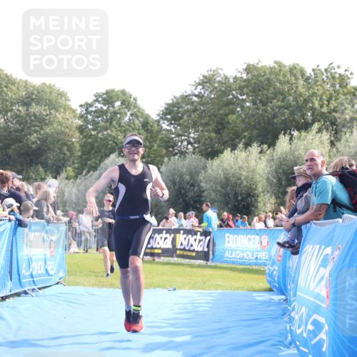 25.08.2024 - Elbe Triathlon Hamburg H.Heesch http://msf.ph/oto/6876134 25.08.2024 11:16:54 Ziel 144, 223, 387, 528, 622, 751 meine-sportfotos.de